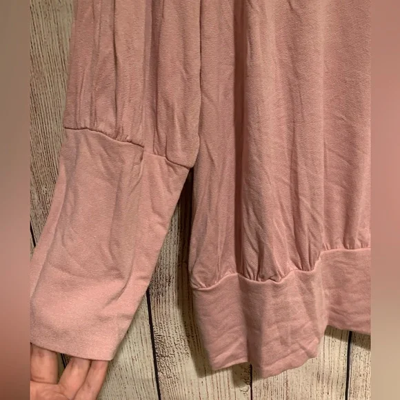 MAKE OFFER! 💕 Brand new Lane Bryant Top - Picture 4 of 5